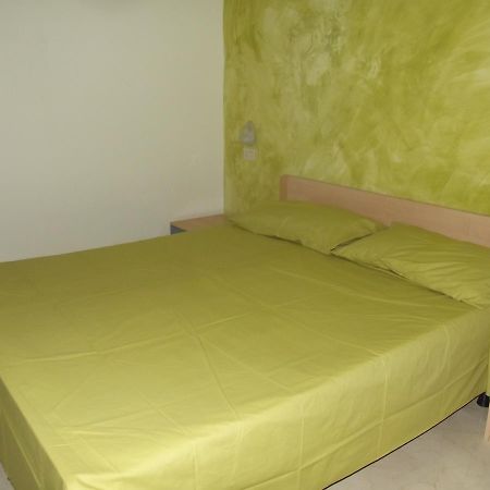 Hotel Sabbia D'Oro Pineto Buitenkant foto