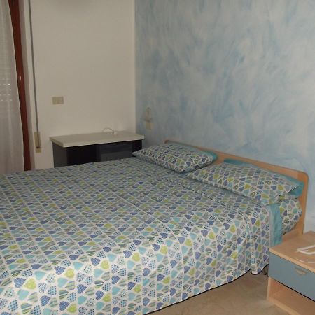 Hotel Sabbia D'Oro Pineto Buitenkant foto