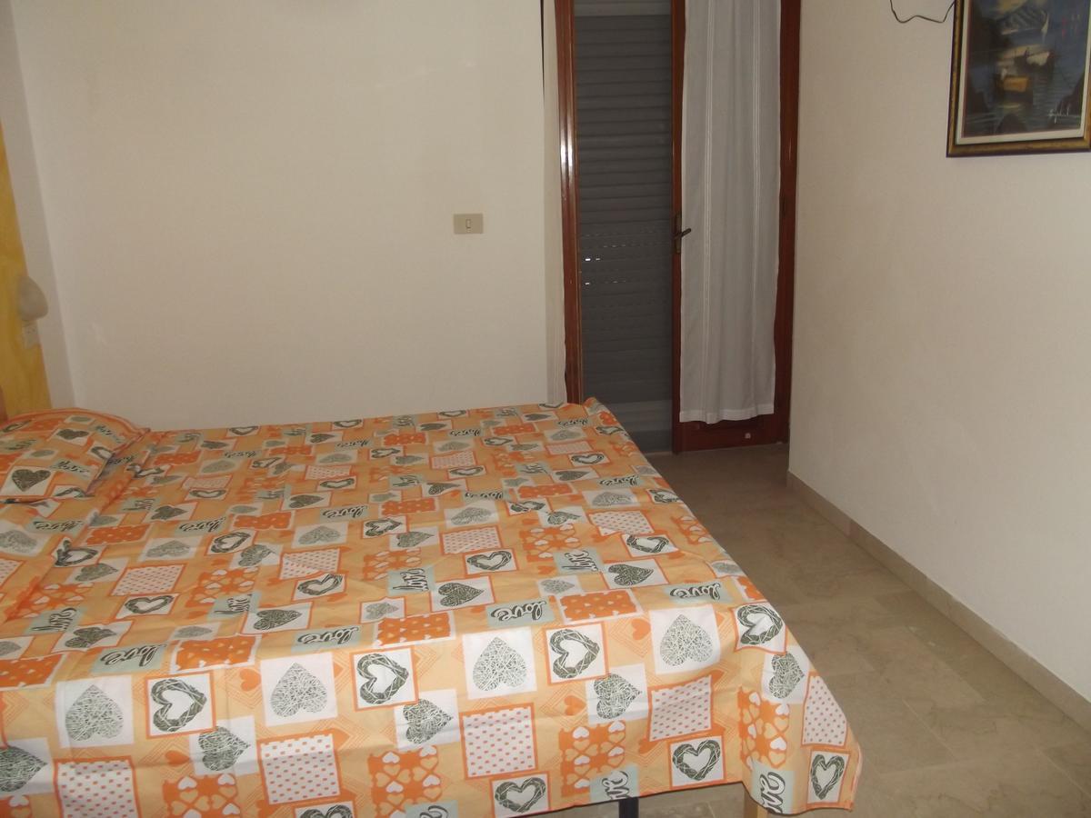 Hotel Sabbia D'Oro Pineto Buitenkant foto