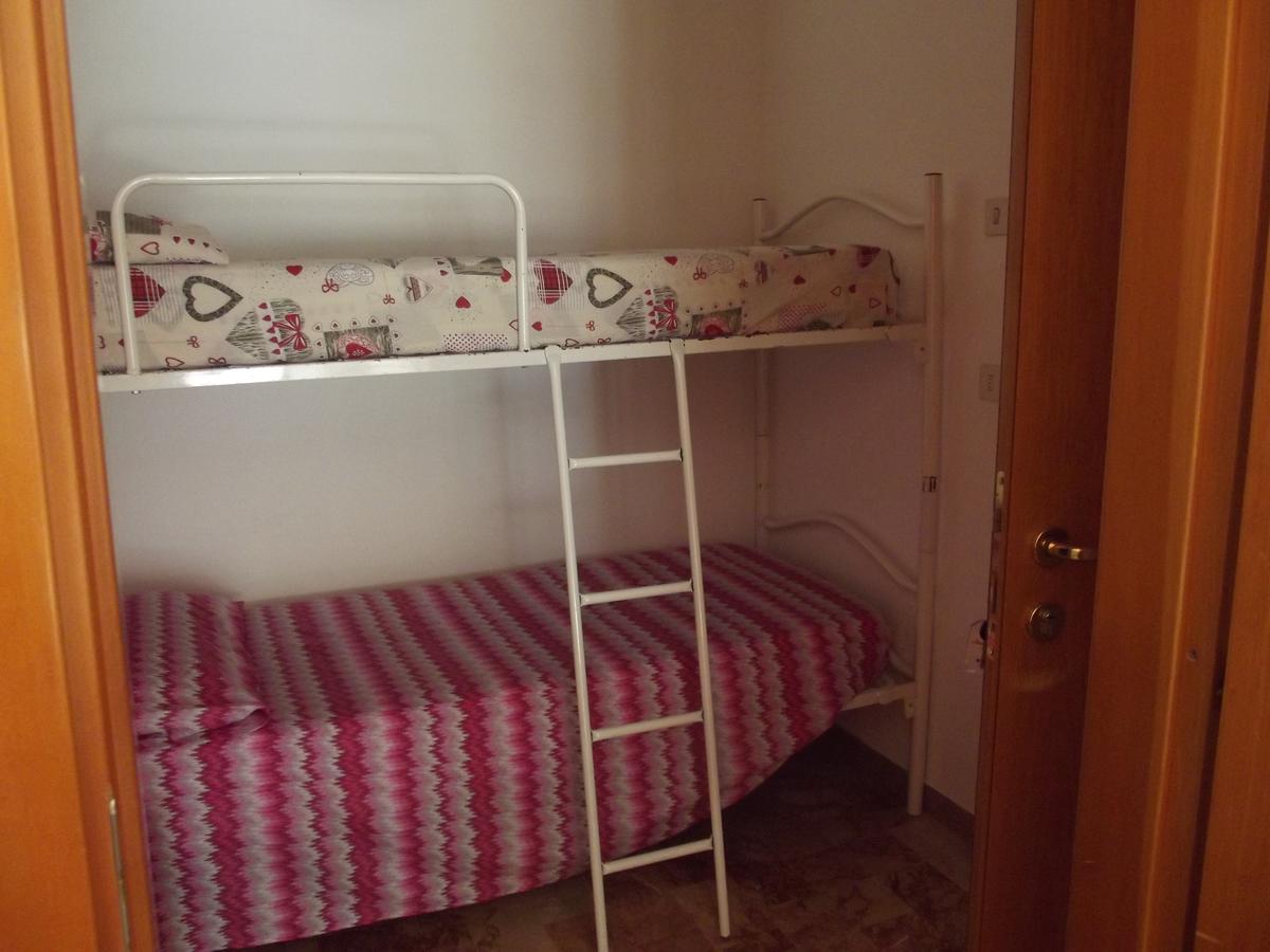 Hotel Sabbia D'Oro Pineto Buitenkant foto